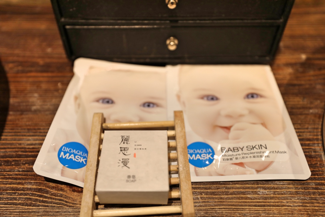 丽江束河古镇网吧住宿,丽江束河古镇蓝石客栈住宿价格