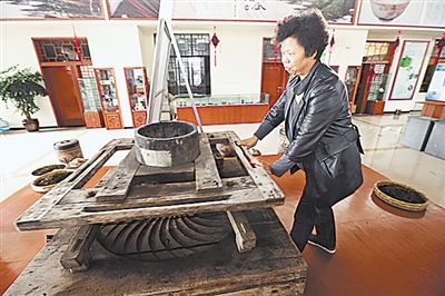 在传统文化韵味中感受芬芳年味,在非遗文化里感受别样的腾冲