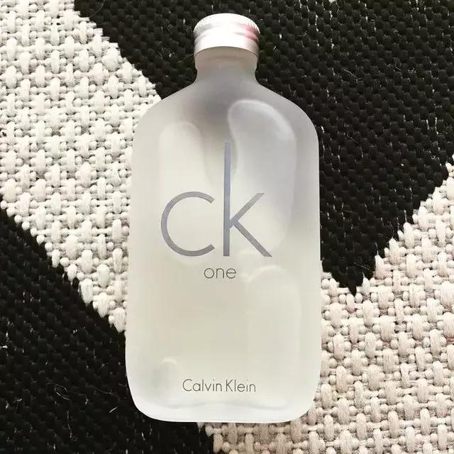 喷了妹子抱着不想放的10大男性香水