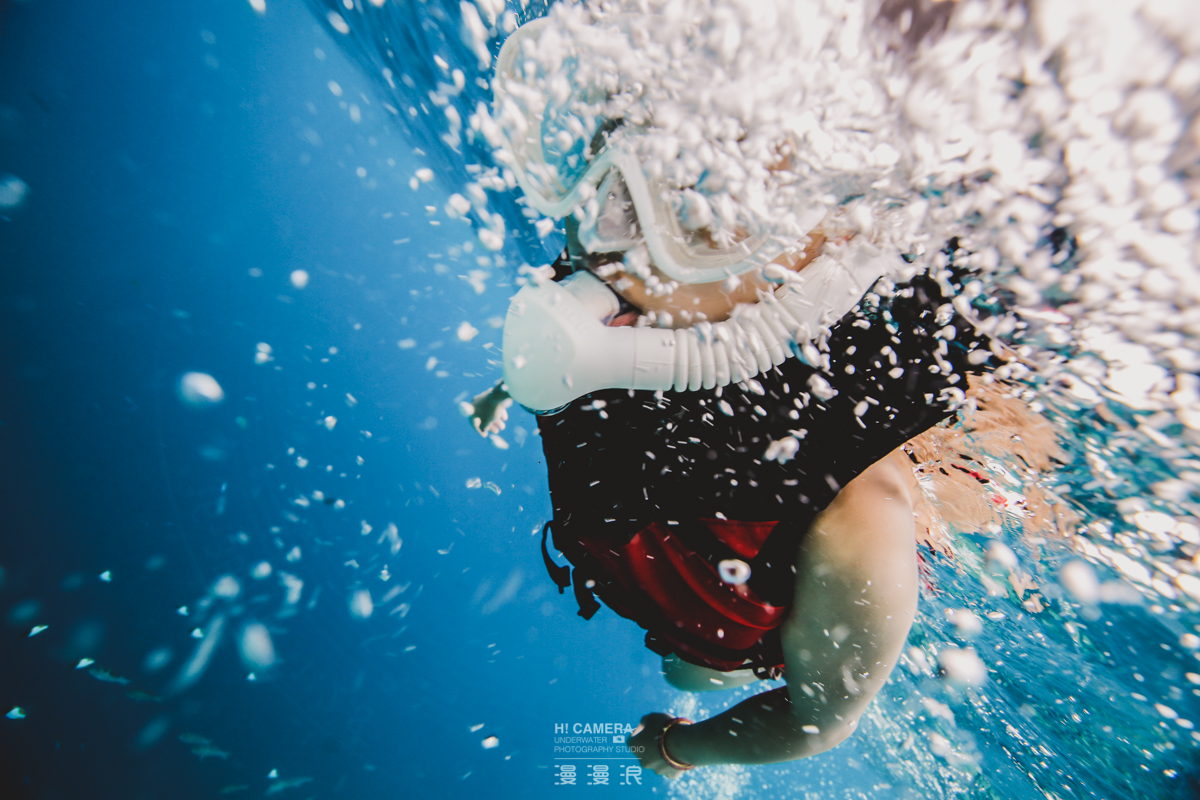 距离中国4小时的落地签海岛国家帕劳怎么玩?果冻的蓝色大海!