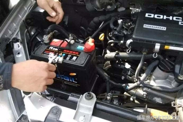 汽车电瓶断电小妙招是什么,汽车电瓶断电怎么操作