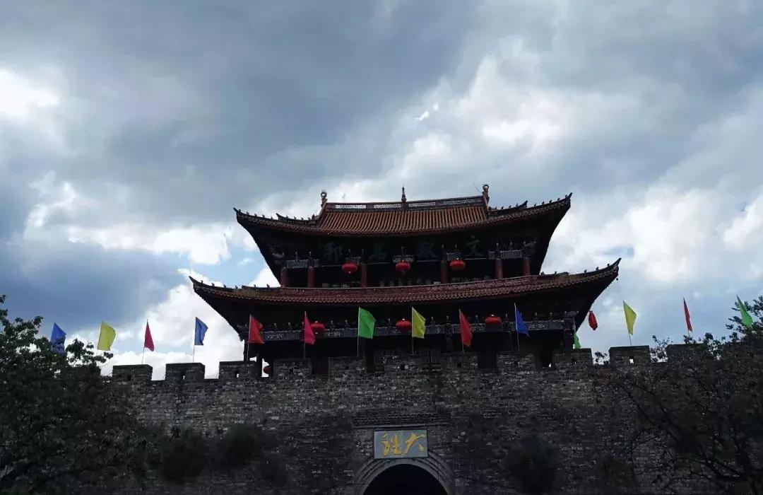 皓添金融,皓添金融稳健发展