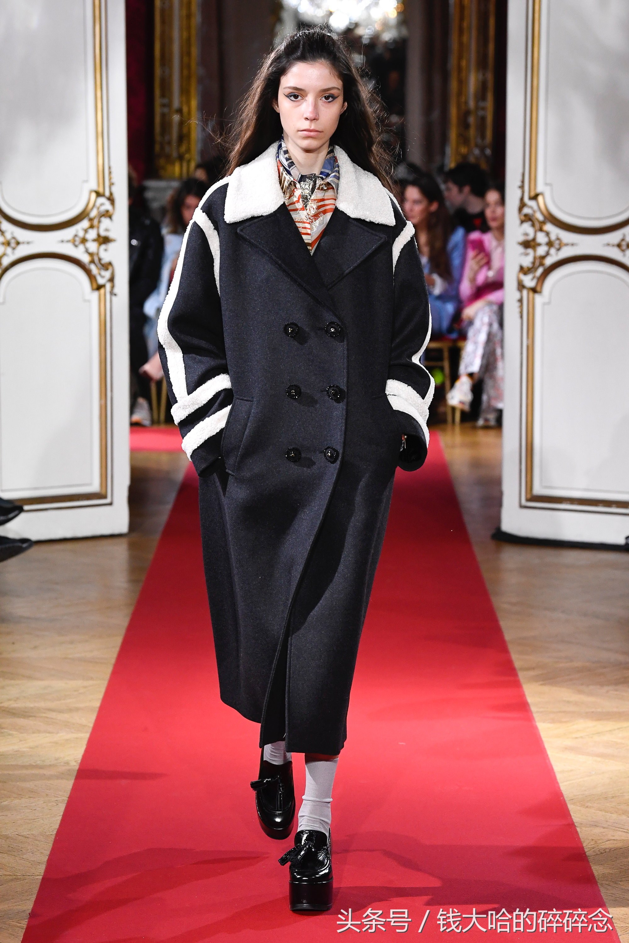 18岁的雨天你站在屋檐下等一个人：PaulJoe2018秋冬女装合辑