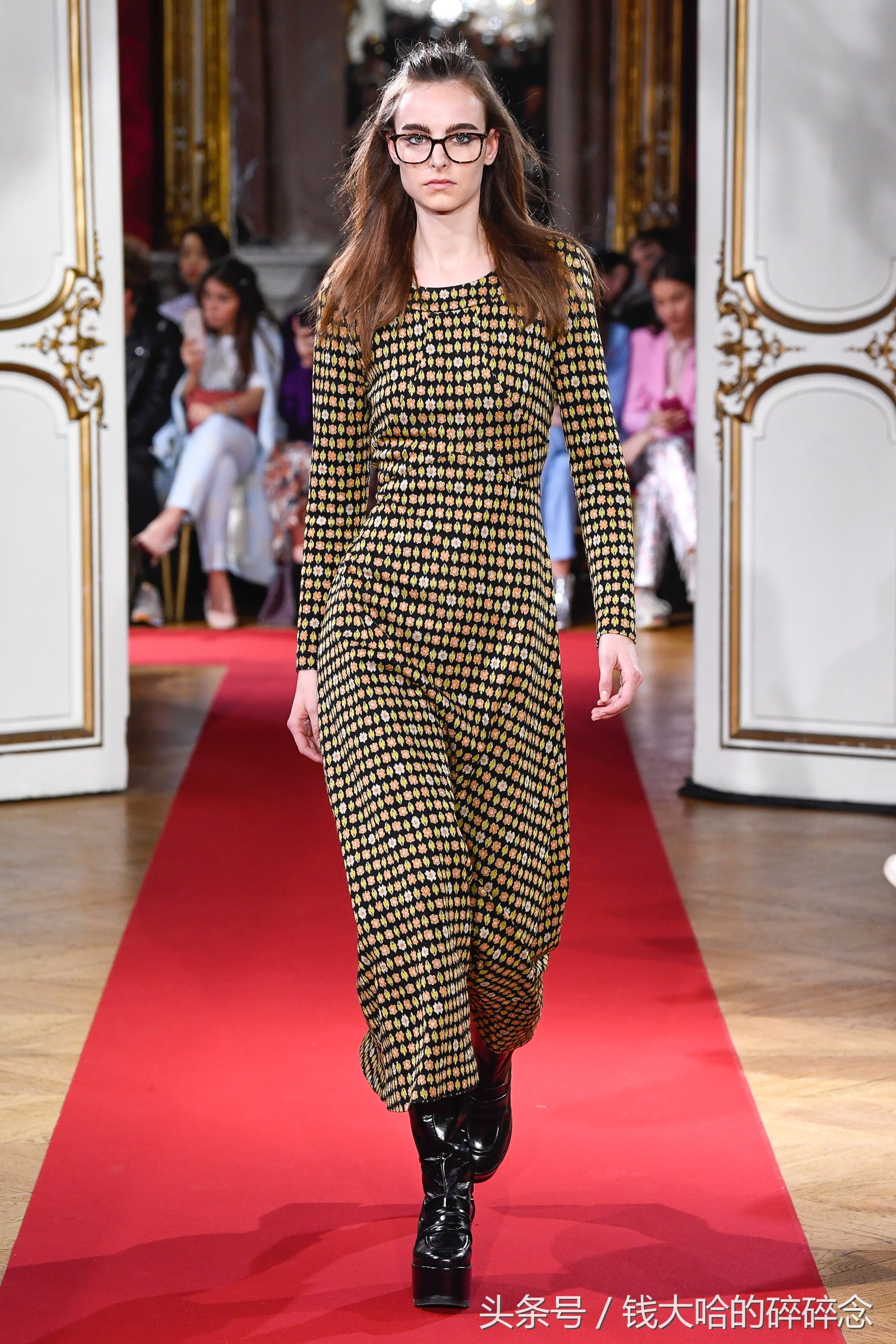 18岁的雨天你站在屋檐下等一个人：PaulJoe2018秋冬女装合辑