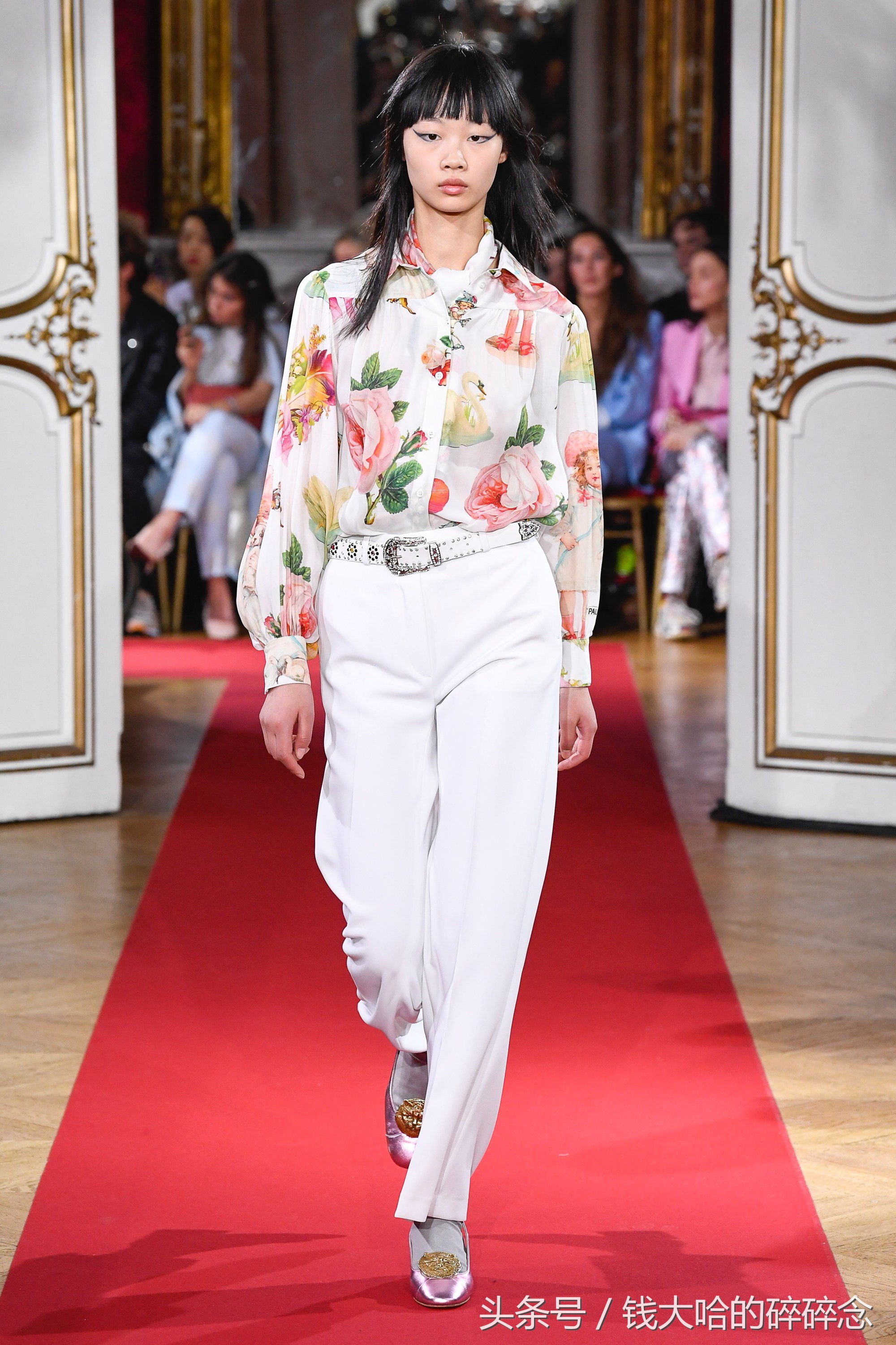 18岁的雨天你站在屋檐下等一个人：PaulJoe2018秋冬女装合辑