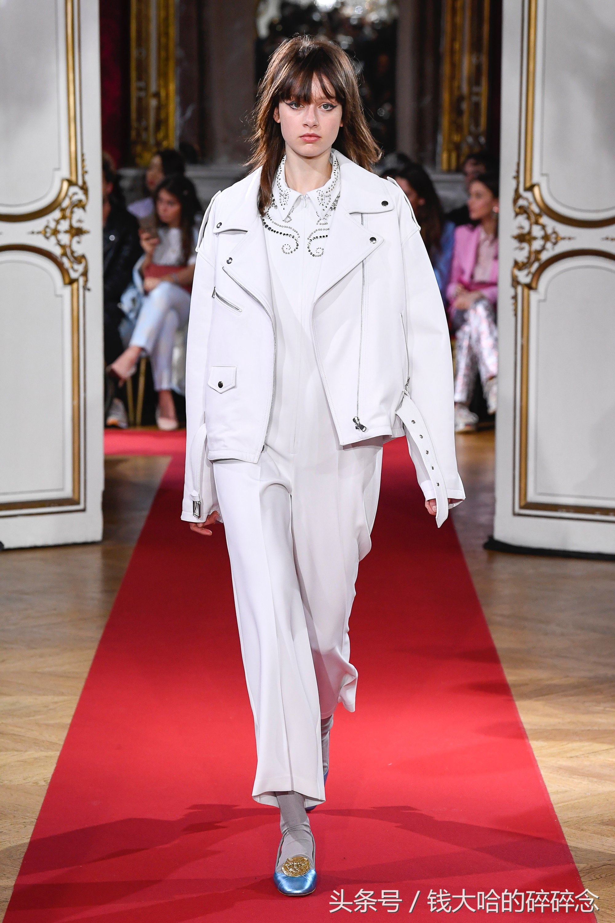 18岁的雨天你站在屋檐下等一个人：PaulJoe2018秋冬女装合辑