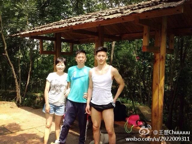 王楚钦连丢19球,王楚原来在哪里踢球