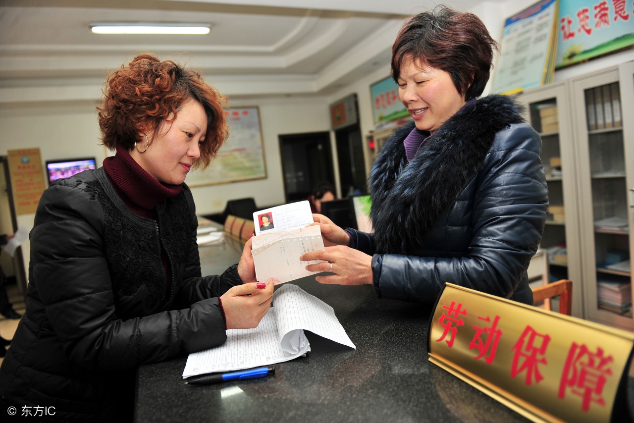 超过多久可以算公司未缴纳社保,单位社保中断个人该如何续交社保