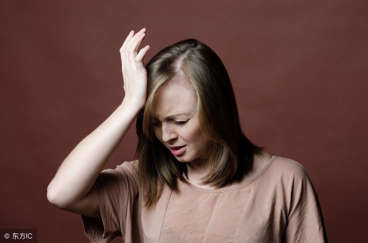 年纪轻轻就健忘的越来越多,年纪轻轻嗜睡健忘是怎么回事