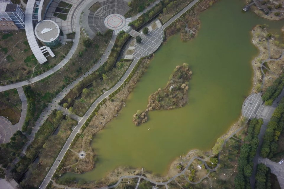 我的母校，位于四川绵阳得西南科技大学，那些迷人得景色