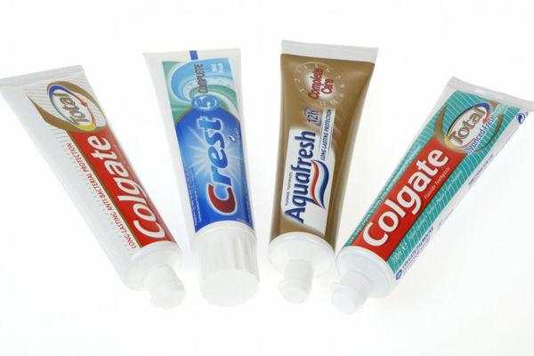 苹果耳机线黄了怎么清洗,耳机线变黄怎么清洗