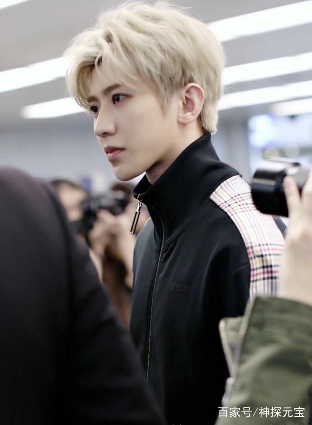 蔡徐坤整容？网友：你怕是瞎了吧！