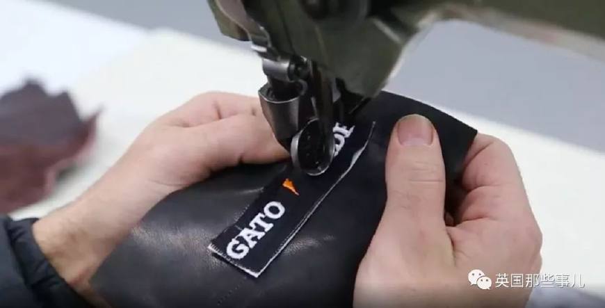 他把“假鞋”做到了极致，卖得比真鞋还贵……