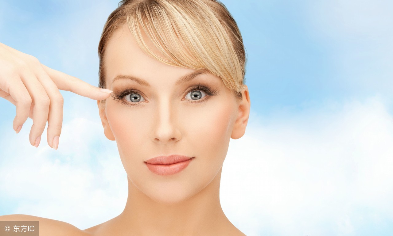 用什么水洗脸紧致肌肤没有皱纹,白开水加一物让脸上皱纹消失