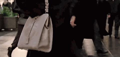 prada包包为什么不值得买,prada三合一包保值率