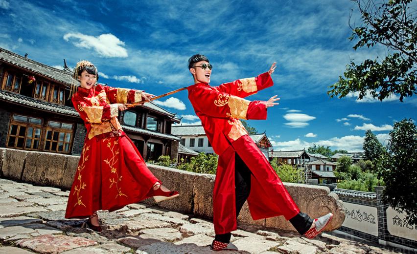 云南蜜月旅拍婚纱照,推荐云南拍婚纱照圣地
