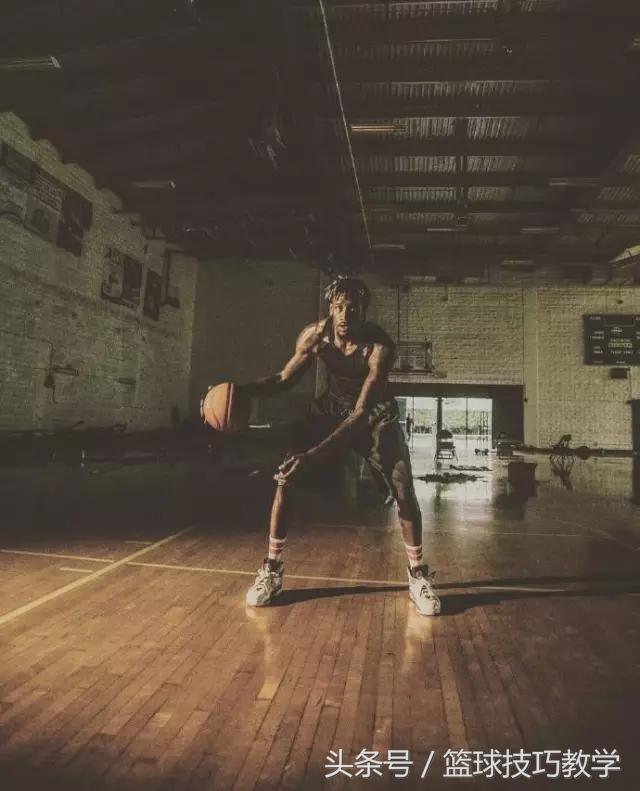 nba球员都怎么练核心力量,球总是拿不稳