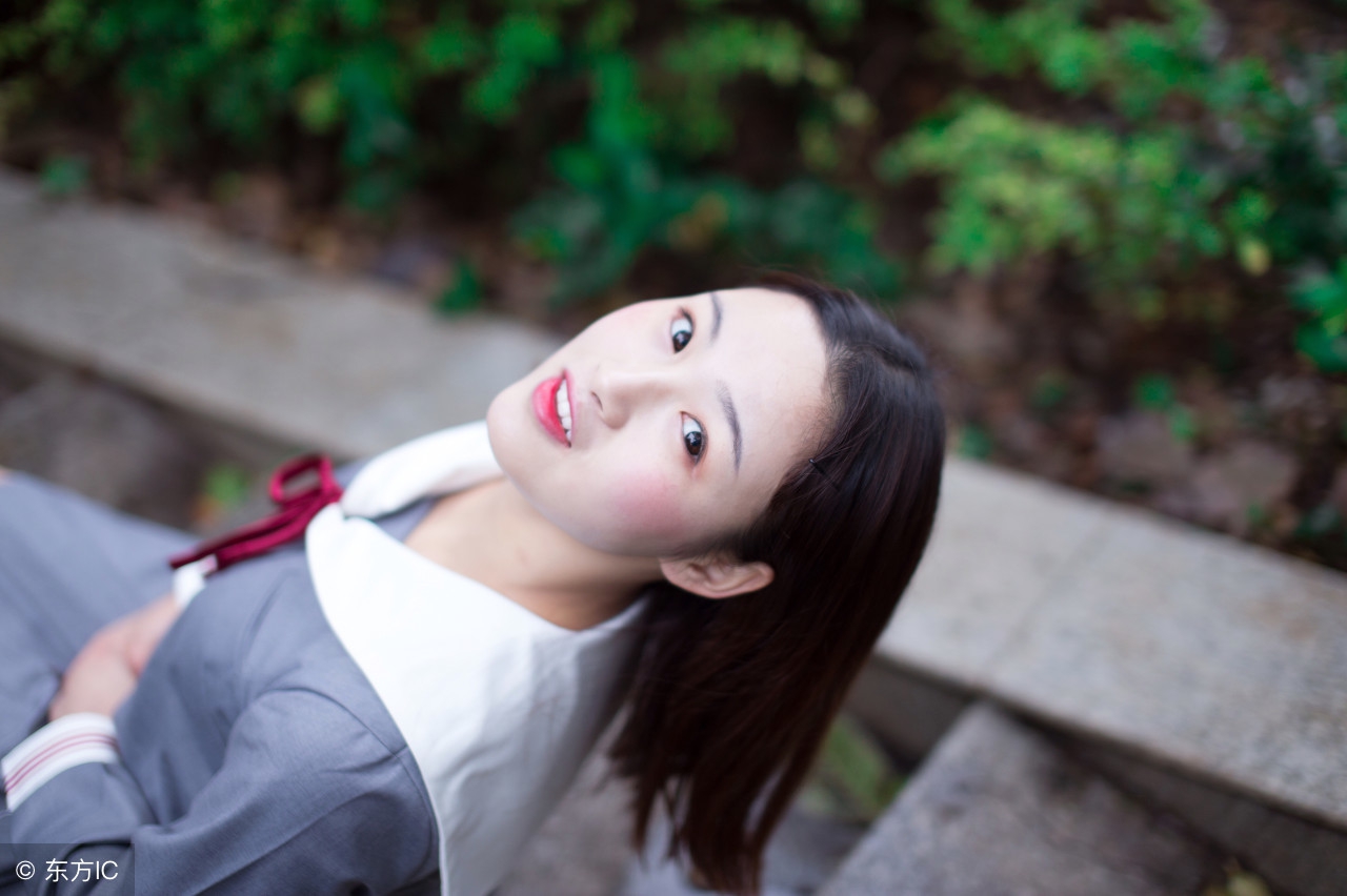 离婚女人爱上已婚男人该怎么办,我爱上一个有家的男人怎么办呢