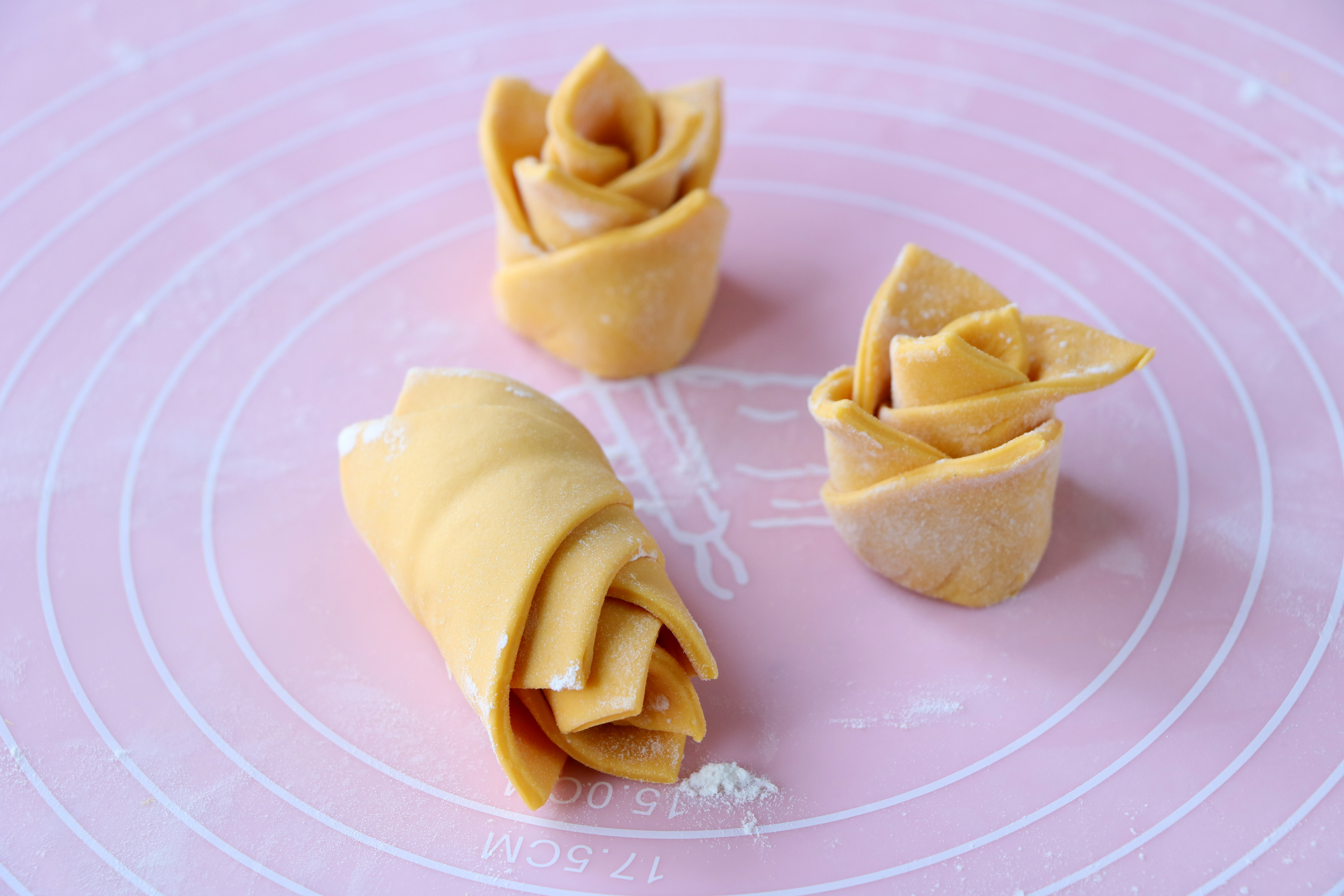 老面馒头如何做得筋道松软,最松软的老面馒头怎么做