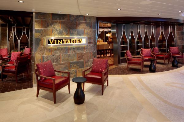 黄晓明坐游轮,黄晓明夫妇豪华邮轮