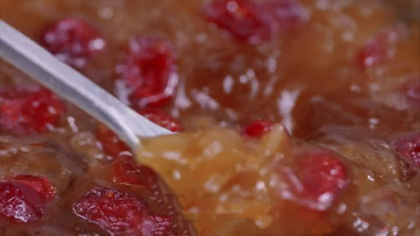 皂角桃胶银耳羹,养颜美容的桃胶皂角米银耳羹