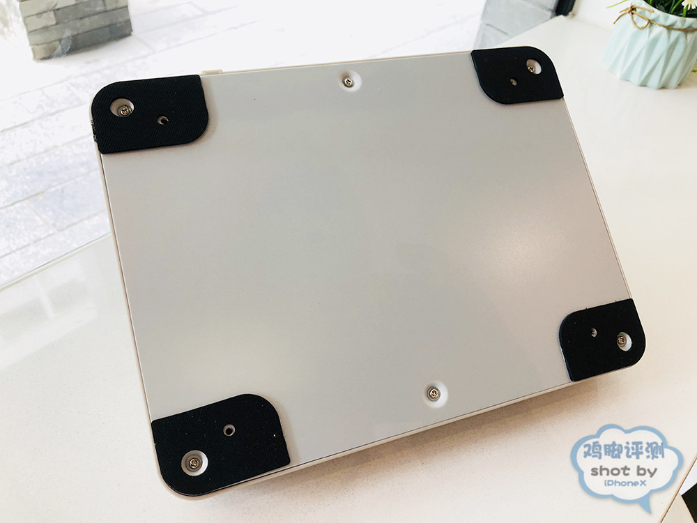 卖情怀抵不上填空白八位堂N30蓝牙街机摇杆评测