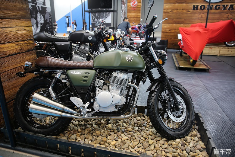 声音好听的250摩托车,双缸250复古街车