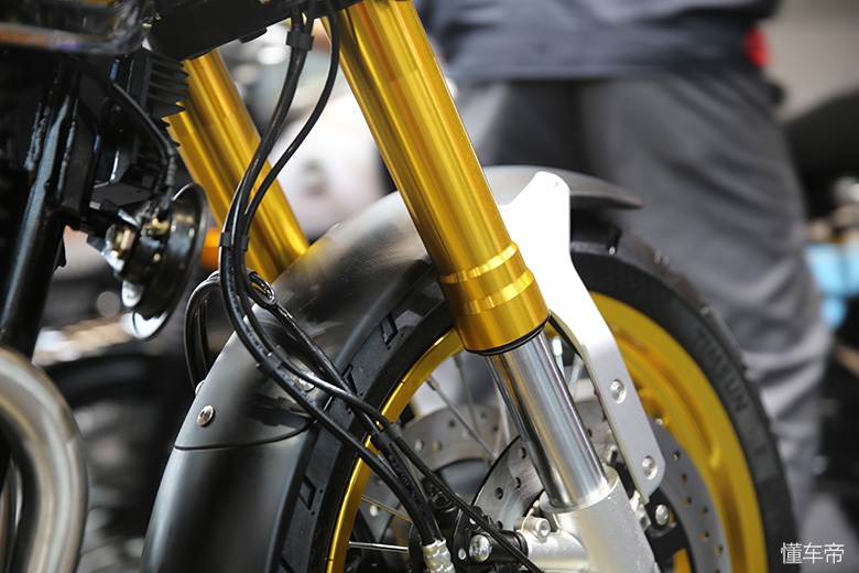 声音好听的250摩托车,双缸250复古街车