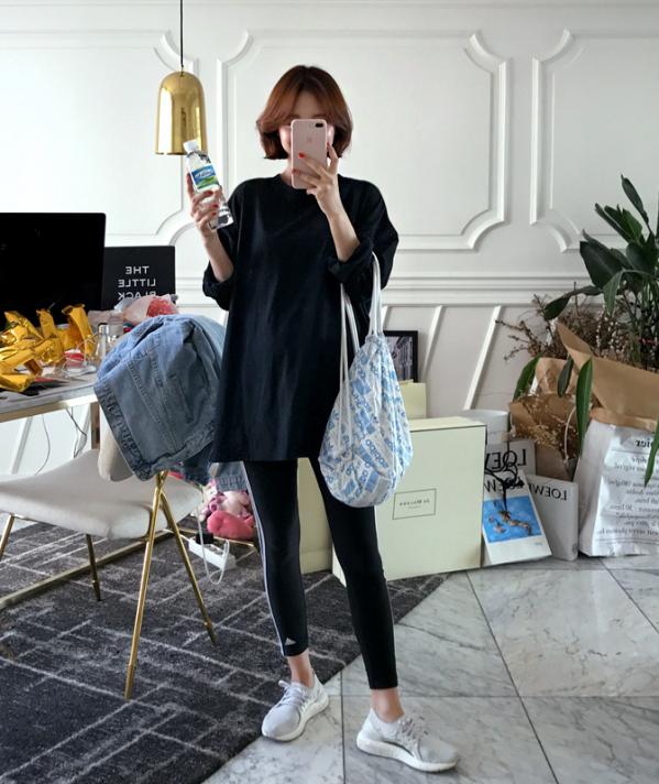 t恤买大了怎么搭配裙子,t恤买大了怎么办教你一招