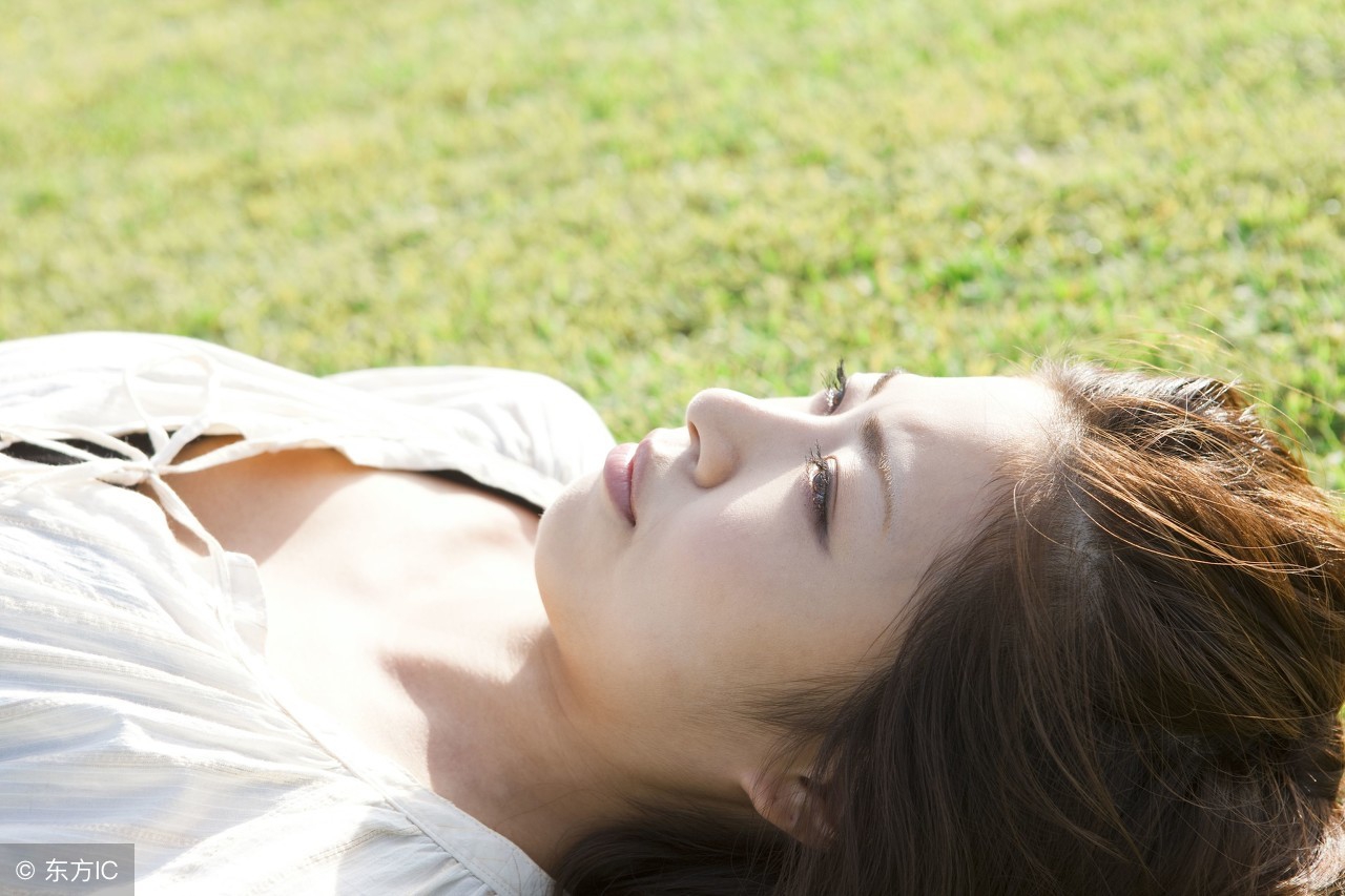 右背肩胛处附近疼痛董氏奇穴,董氏奇穴治疗肩胛提肌疼痛