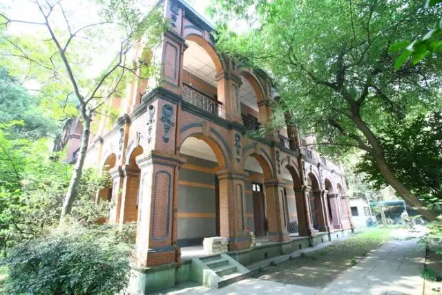 浙江图书馆怎么免费借书,24小时图书馆可以自助借书吗