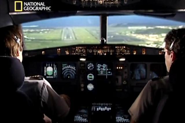 空难新闻报道,越洋236滑翔机