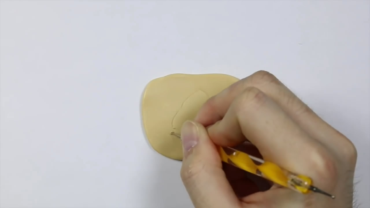 酷酷的粘土,粘土手工diy小饰品皇冠