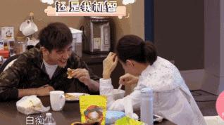 咘咘叫波妞的大名,咘咘波妞悉数出镜