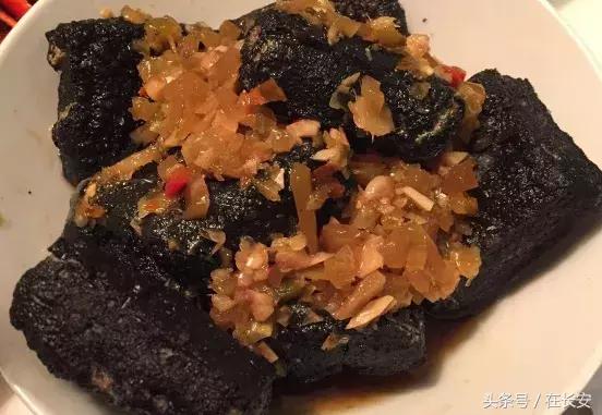 吃小龙虾一口一个好吃的,西安一生必吃的小龙虾