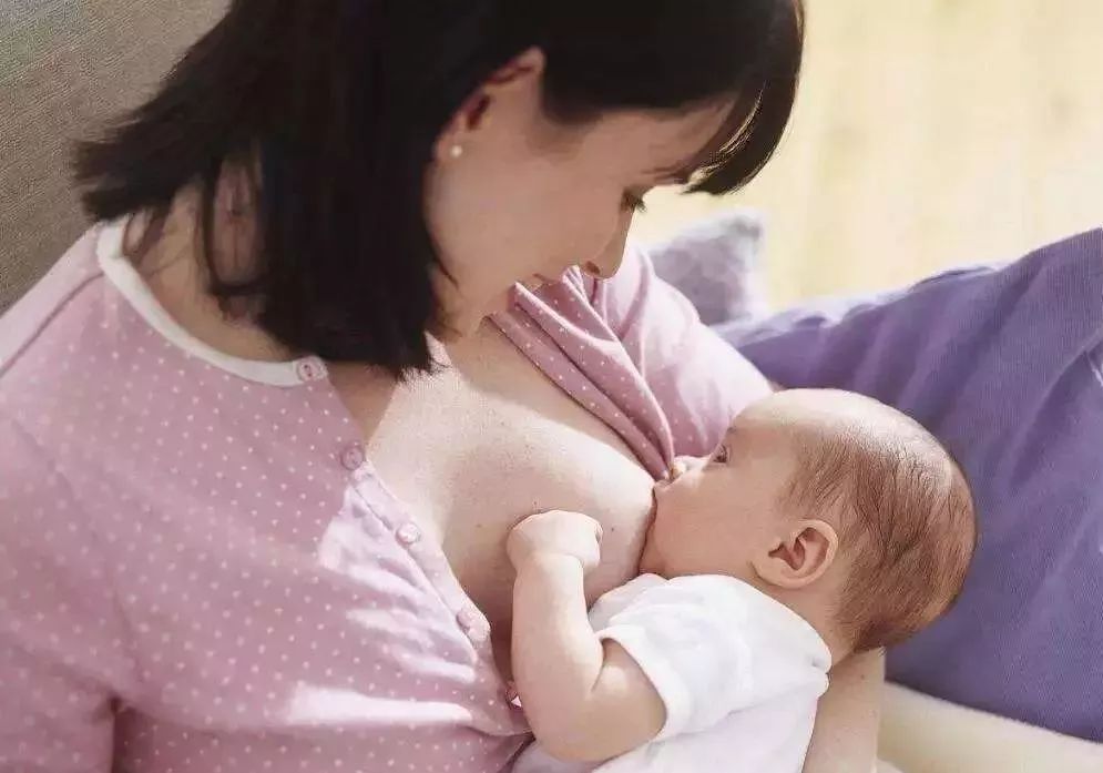 宝宝出现乳头错觉，这几招教你重新实现亲喂