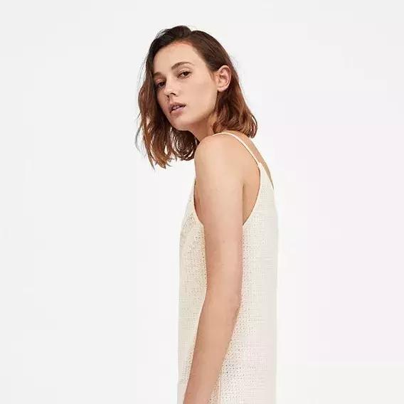 胸大怎么穿不显胸的衣服,孕期胸大怎么穿衣