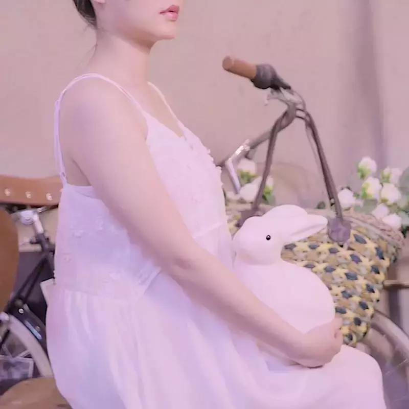 胸大怎么穿不显胸的衣服,孕期胸大怎么穿衣