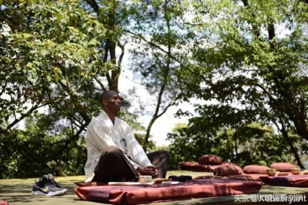 瑜伽正在毁掉中国女人,医生说练瑜伽害处大