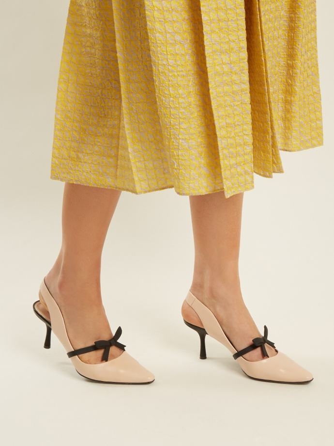 这几个小众高定牌,身为蝴蝶控的你绝对不容错过!