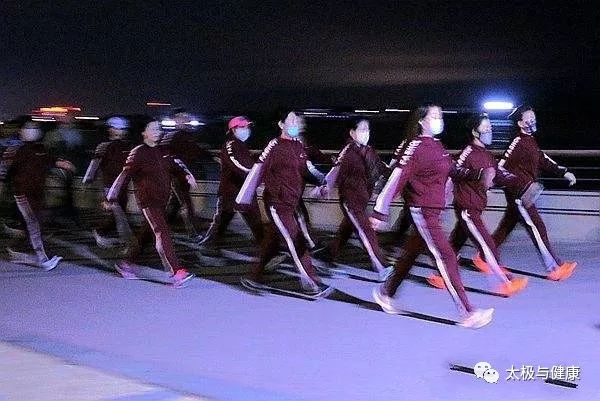 耙耙麻麻教你学养生，从此远离蛇精病！（上编）