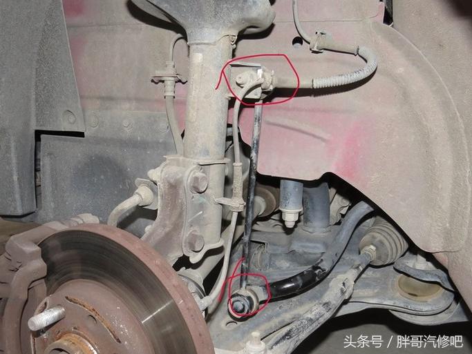 汽车底盘咔咔异响故障分析,小汽车过烂路前底盘异响