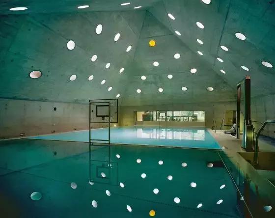 在家里闷骚,去上班腻歪,大千世界,到底哪里才是世外桃源?