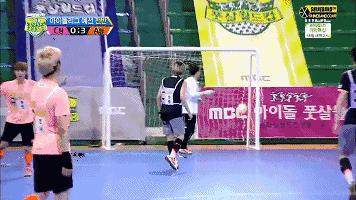 鹿晗足球自传,鹿晗足球少年