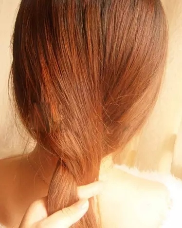 盘发简单发型教程,韩式温婉淑女盘发新娘