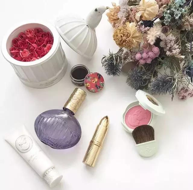 持久保湿遮瑕气垫香水,气垫香水