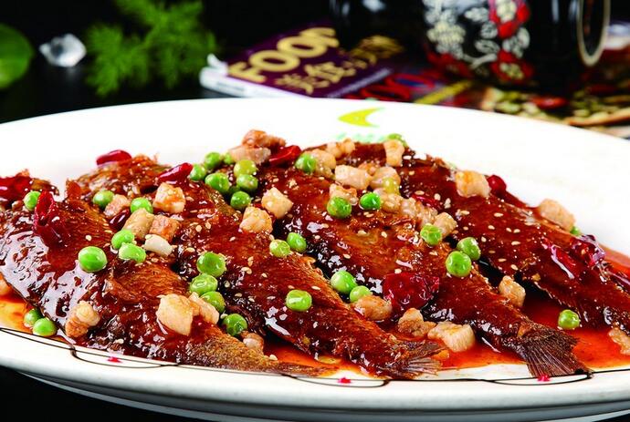 小黄鱼怎么做才好吃小视频,冰冻小黄鱼怎么吃好吃又简单