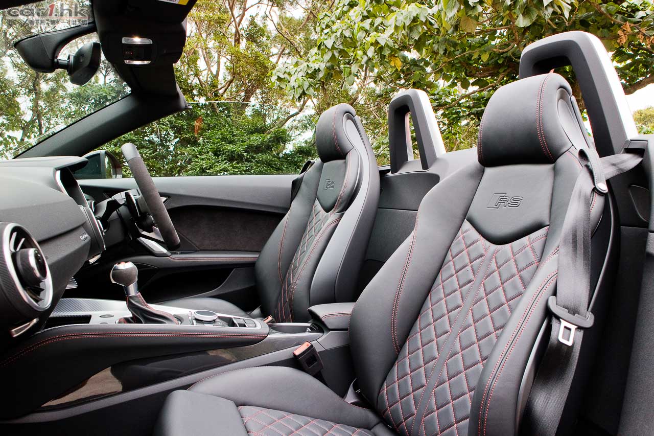 奥迪ttrs是地表最强小钢炮,奥迪TTRS试驾体验