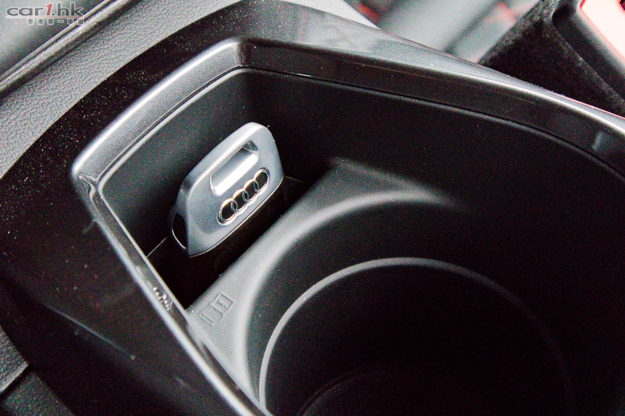 奥迪ttrs是地表最强小钢炮,奥迪TTRS试驾体验