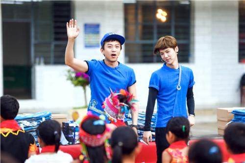 楣挎櫁璇撮挶缁欑埗姣嶇,楣挎櫁鑷洕閽遍兘鏀惧湪鐖舵瘝閭ｉ噷